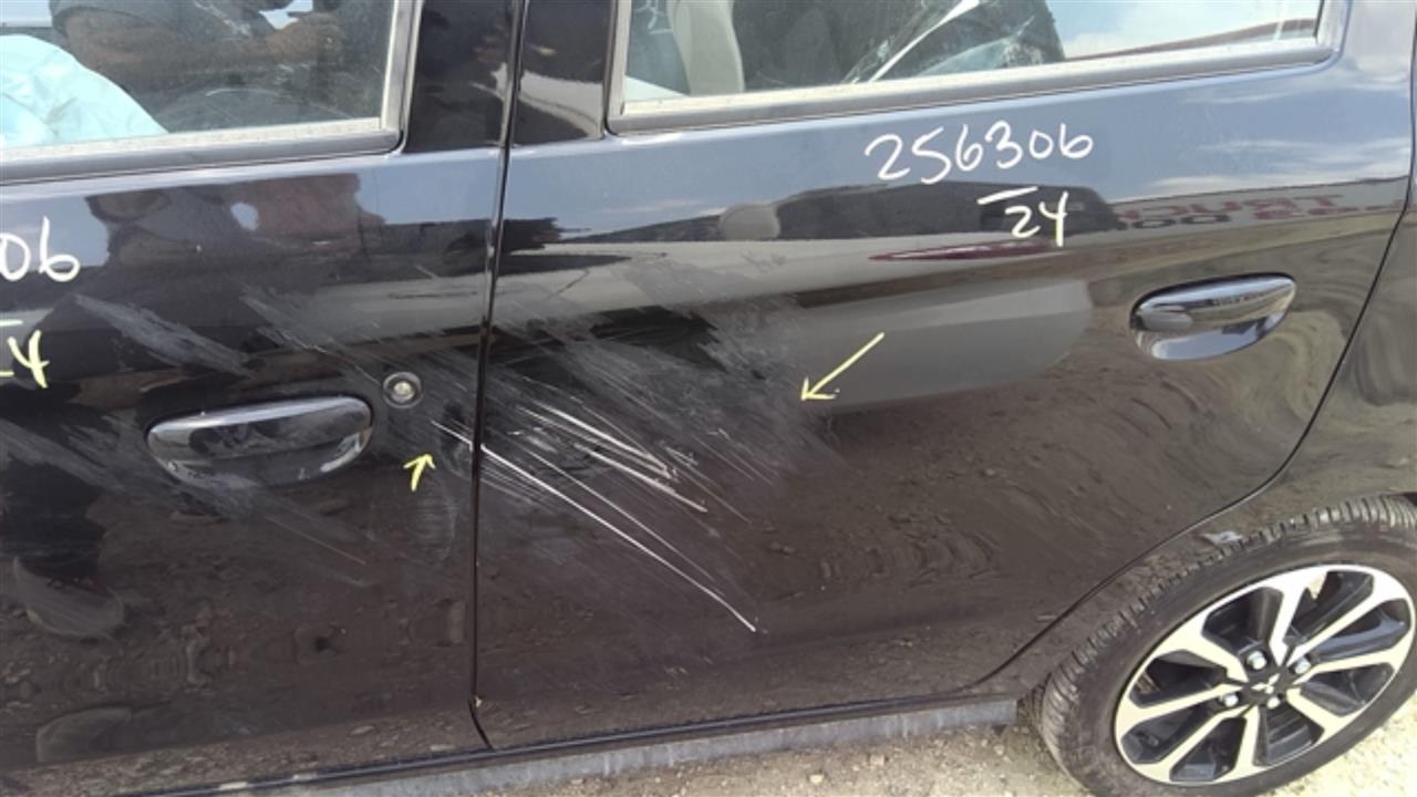 https://f005.backblazeb2.com/file/img-partshotlines-com/Inventory/EX127/Vehicle/18075_11.jpg