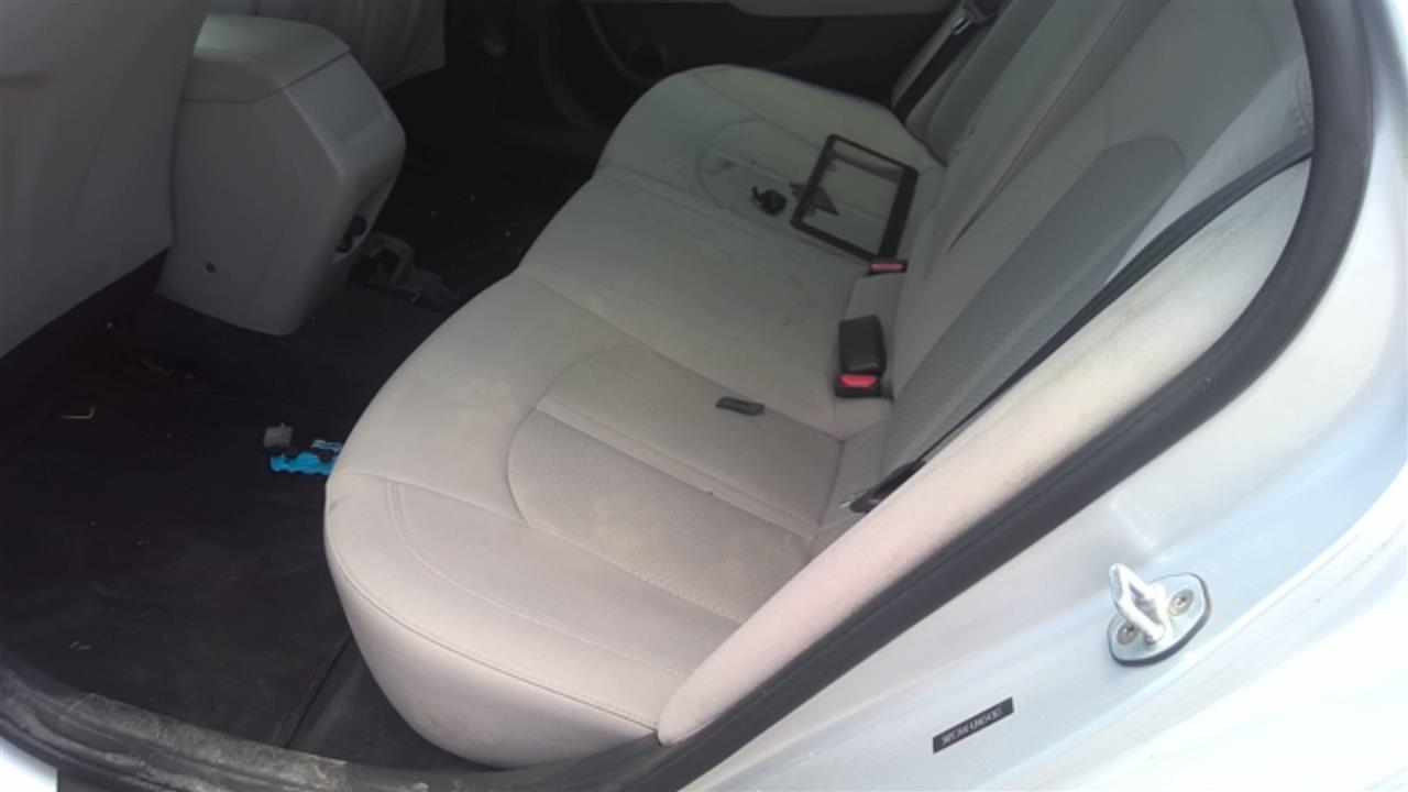 https://f005.backblazeb2.com/file/img-partshotlines-com/Inventory/EX127/Vehicle/18286_32.jpg
