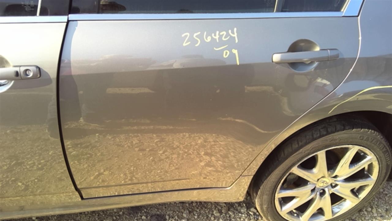 https://f005.backblazeb2.com/file/img-partshotlines-com/Inventory/EX127/Vehicle/18544_12.jpg