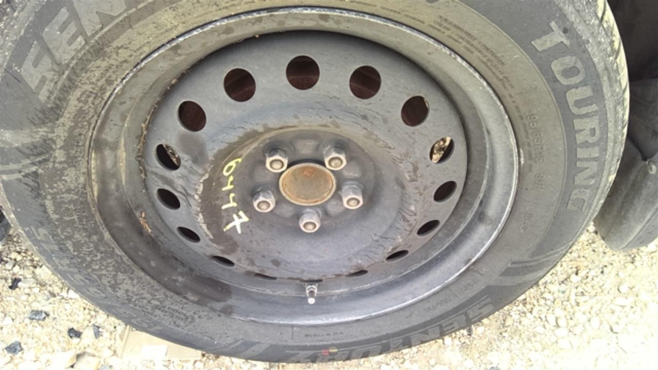 https://f005.backblazeb2.com/file/img-partshotlines-com/Inventory/EX127/Vehicle/18651_12.jpg