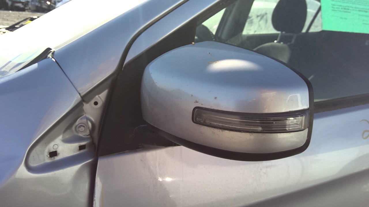 https://f005.backblazeb2.com/file/img-partshotlines-com/Inventory/EX127/Vehicle/18945_10.jpg