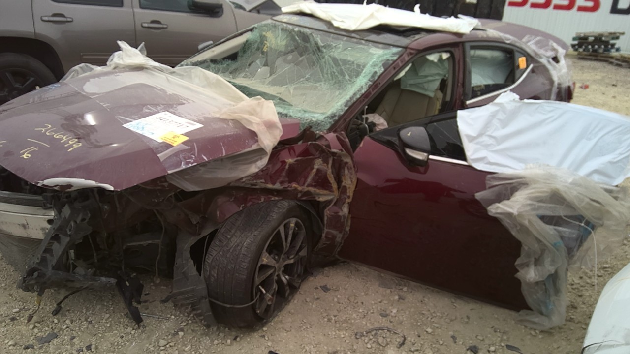 https://f005.backblazeb2.com/file/img-partshotlines-com/Inventory/EX127/Vehicle/18969_04.jpg