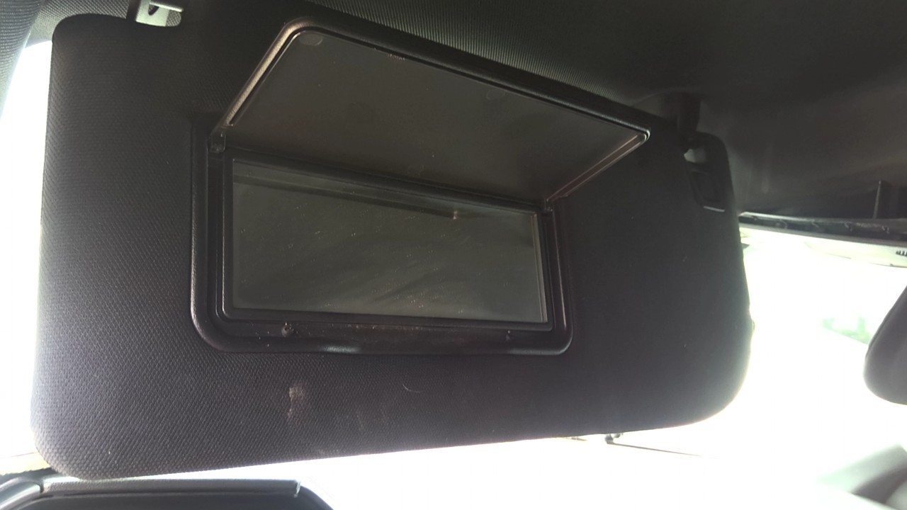 https://f005.backblazeb2.com/file/img-partshotlines-com/Inventory/EX127/Vehicle/19232_77.jpg