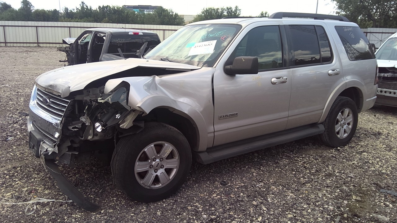 https://f005.backblazeb2.com/file/img-partshotlines-com/Inventory/EX127/Vehicle/19299_06.jpg