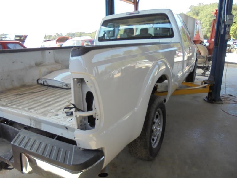 https://f005.backblazeb2.com/file/img-partshotlines-com/Inventory/EX165/Vehicle/12233_05.jpg