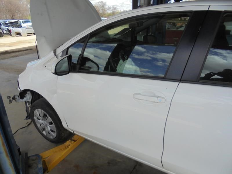 https://f005.backblazeb2.com/file/img-partshotlines-com/Inventory/EX165/Vehicle/13640_04.jpg