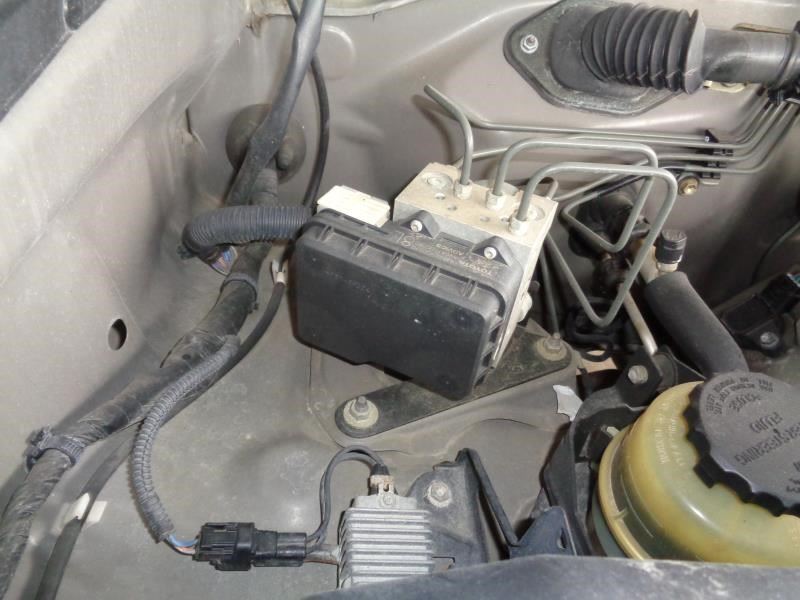 https://f005.backblazeb2.com/file/img-partshotlines-com/Inventory/EX165/Vehicle/18944_06.jpg