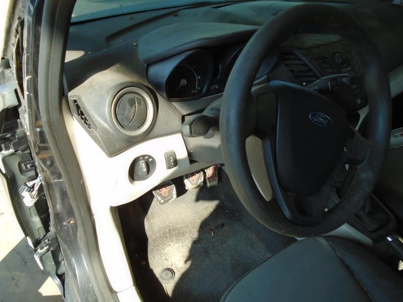 https://f005.backblazeb2.com/file/img-partshotlines-com/Inventory/EX165/Vehicle/23435_11.jpg