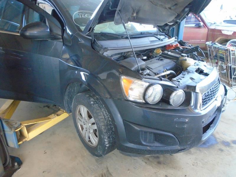 https://f005.backblazeb2.com/file/img-partshotlines-com/Inventory/EX165/Vehicle/28153_01.jpg
