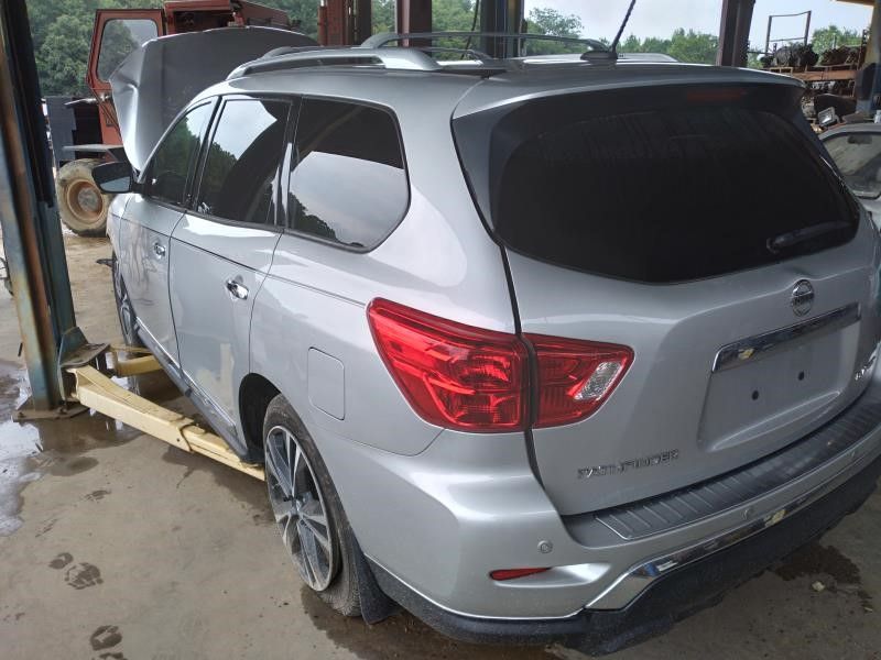 https://f005.backblazeb2.com/file/img-partshotlines-com/Inventory/EX165/Vehicle/33012_07.jpg