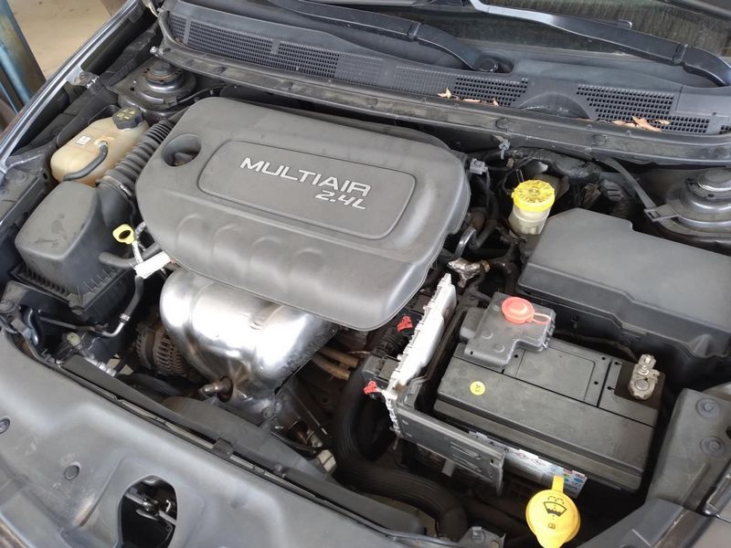 https://f005.backblazeb2.com/file/img-partshotlines-com/Inventory/EX165/Vehicle/34005_04.jpg
