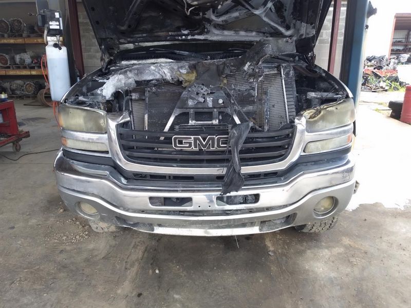https://f005.backblazeb2.com/file/img-partshotlines-com/Inventory/EX165/Vehicle/34160_08.jpg