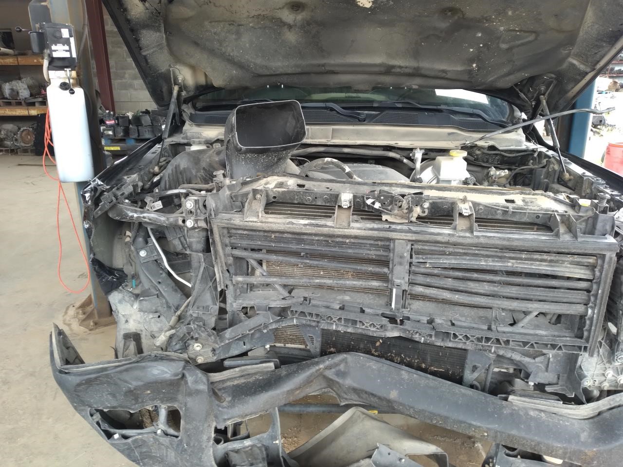 https://f005.backblazeb2.com/file/img-partshotlines-com/Inventory/EX165/Vehicle/34812_01.jpg