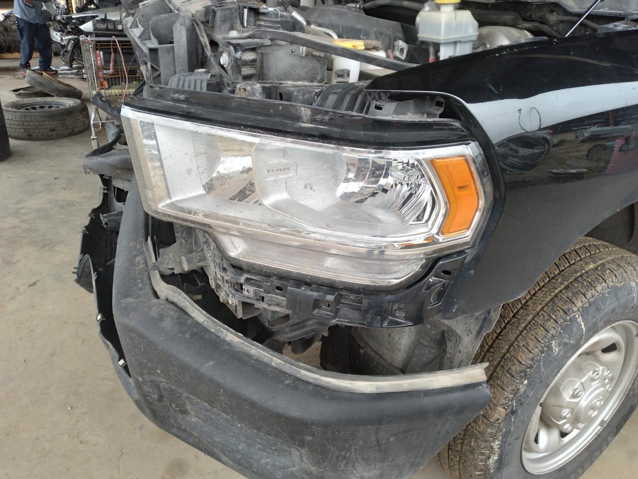 https://f005.backblazeb2.com/file/img-partshotlines-com/Inventory/EX165/Vehicle/34812_03.jpg