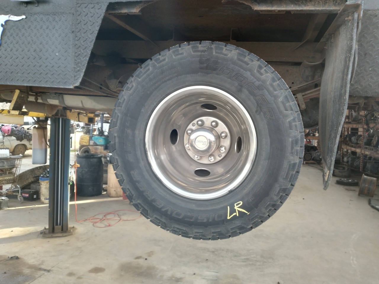 https://f005.backblazeb2.com/file/img-partshotlines-com/Inventory/EX165/Vehicle/34976_03.jpg