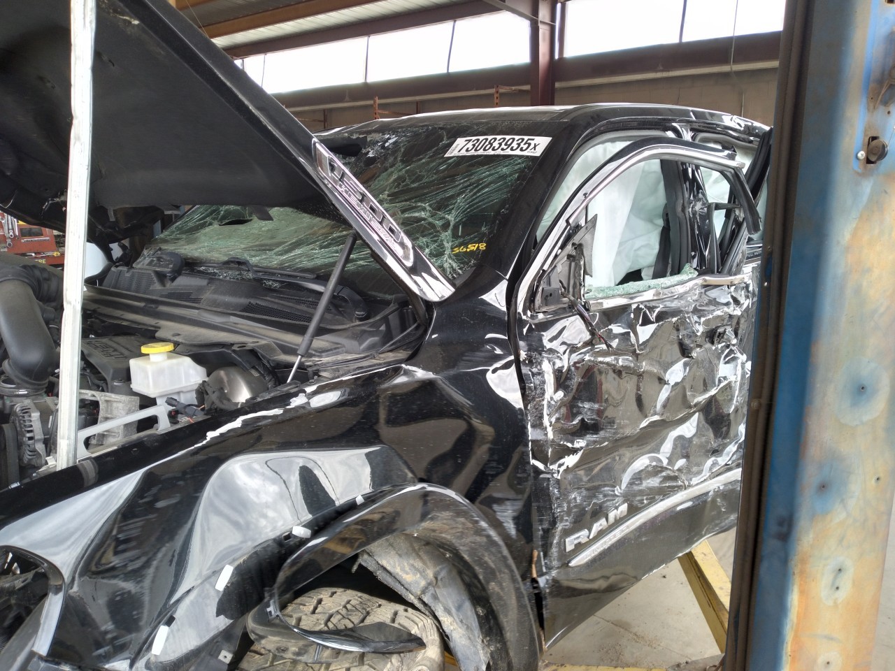 https://f005.backblazeb2.com/file/img-partshotlines-com/Inventory/EX165/Vehicle/35343_07.jpg