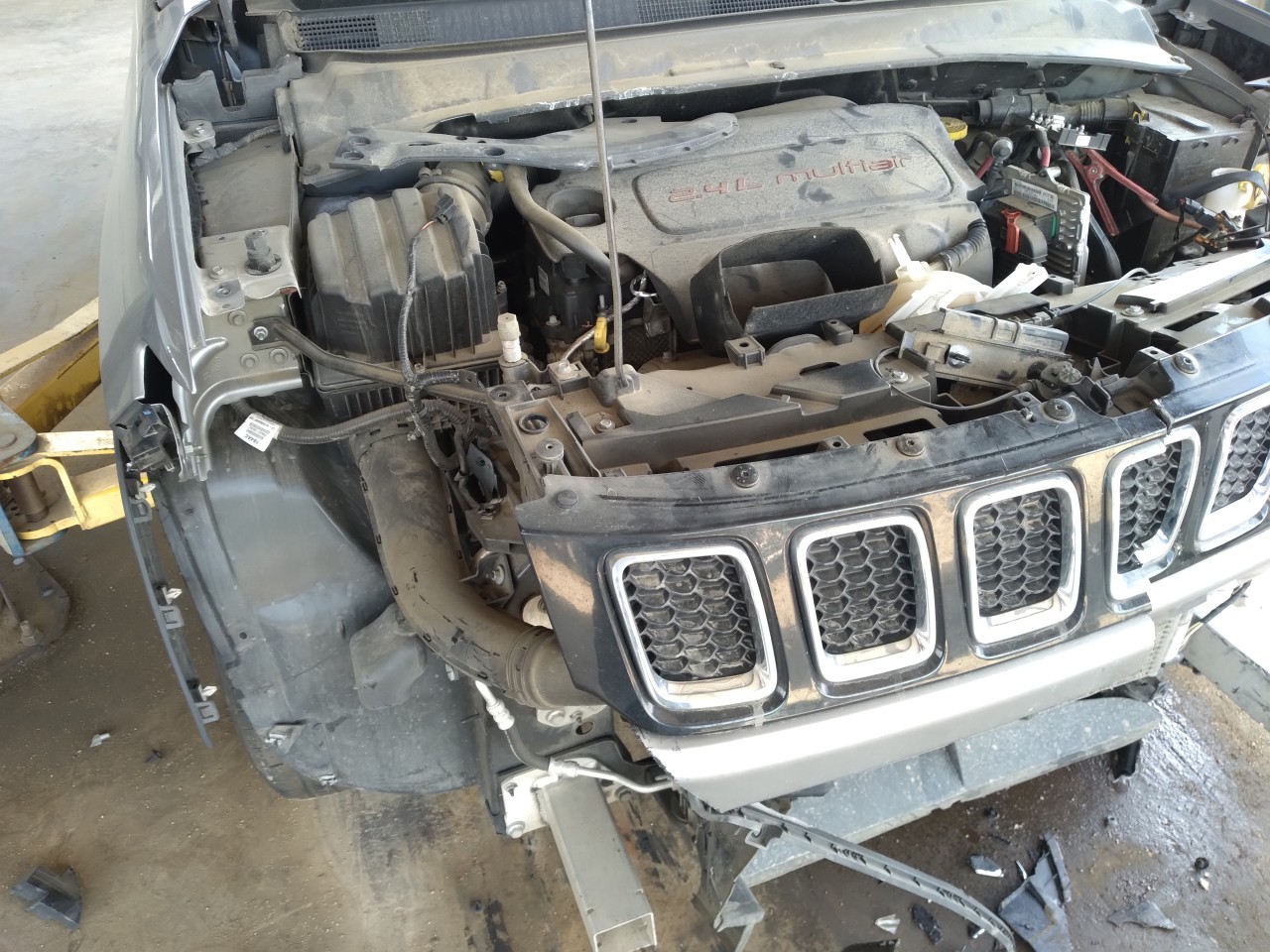 https://f005.backblazeb2.com/file/img-partshotlines-com/Inventory/EX165/Vehicle/35437_01.jpg