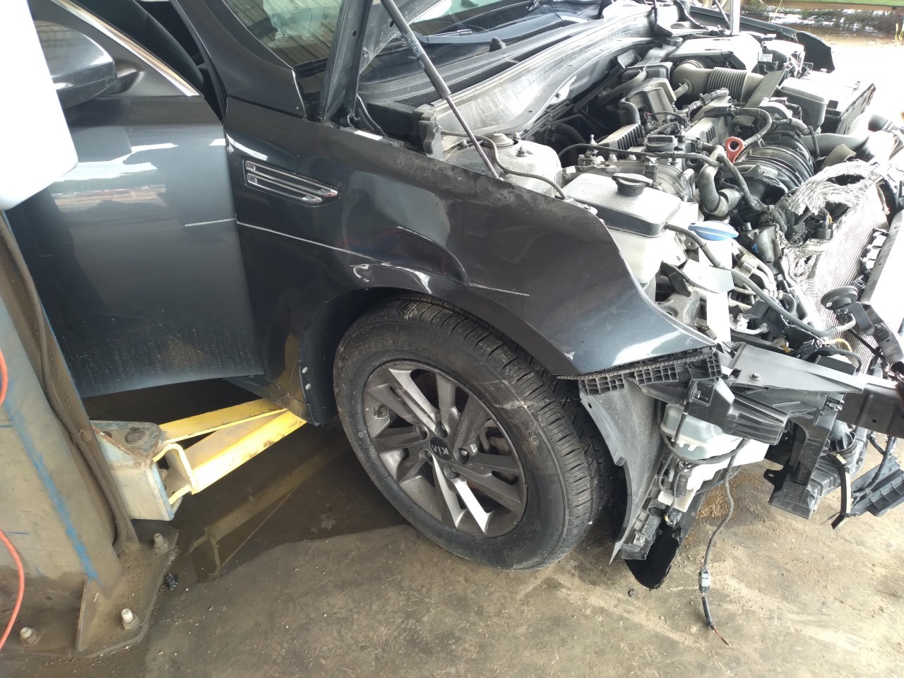 https://f005.backblazeb2.com/file/img-partshotlines-com/Inventory/EX165/Vehicle/35567_04.jpg