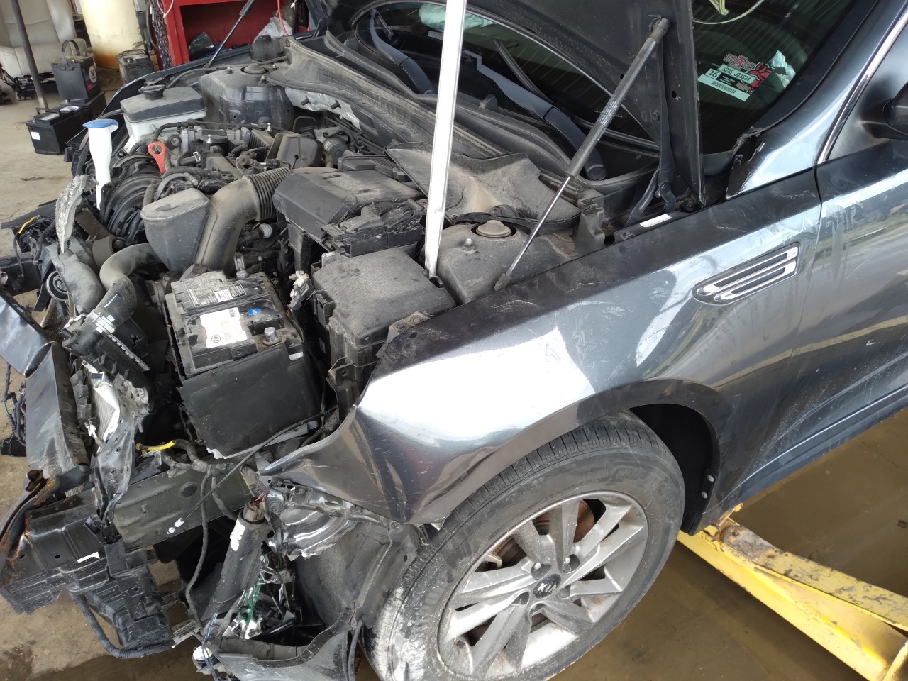 https://f005.backblazeb2.com/file/img-partshotlines-com/Inventory/EX165/Vehicle/35567_05.jpg