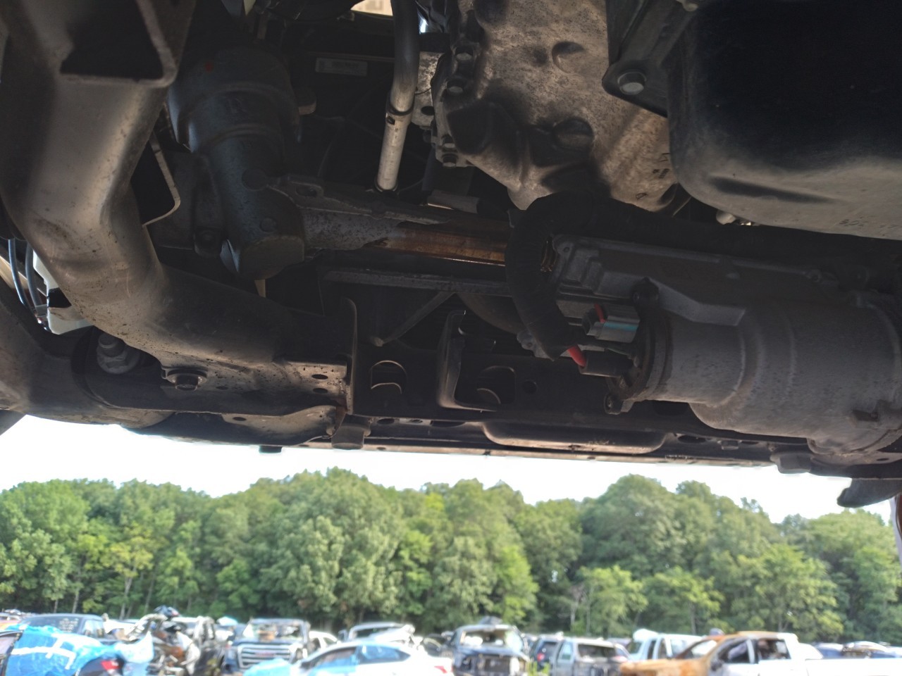 https://f005.backblazeb2.com/file/img-partshotlines-com/Inventory/EX165/Vehicle/35631_09.jpg