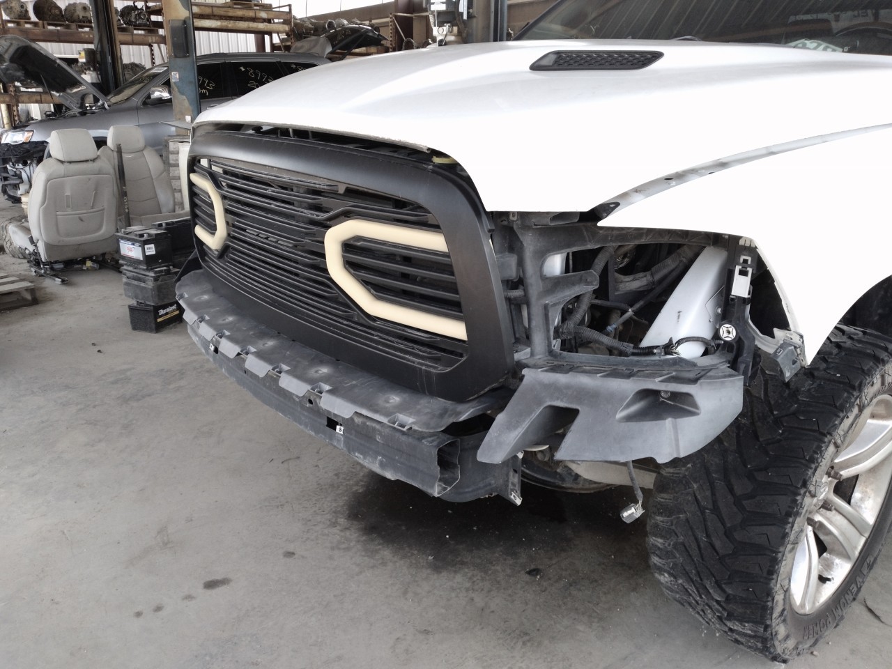 https://f005.backblazeb2.com/file/img-partshotlines-com/Inventory/EX165/Vehicle/35890_05.jpg