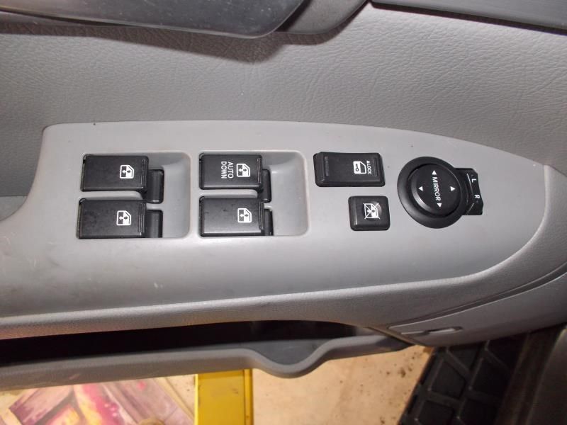 https://f005.backblazeb2.com/file/img-partshotlines-com/Inventory/EX165/Vehicle/5587_09.jpg