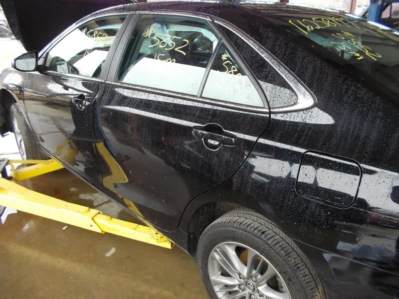 https://f005.backblazeb2.com/file/img-partshotlines-com/Inventory/EX165/Vehicle/9549_07.jpg