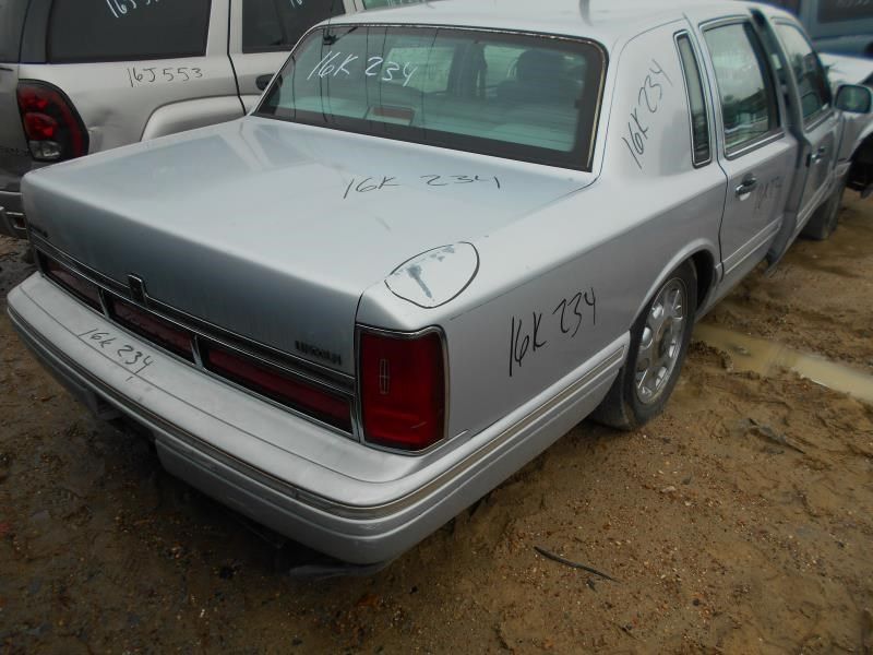 https://f005.backblazeb2.com/file/img-partshotlines-com/Inventory/EX192/Vehicle/4306_05.jpg