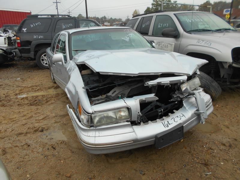 https://f005.backblazeb2.com/file/img-partshotlines-com/Inventory/EX192/Vehicle/4306_09.jpg