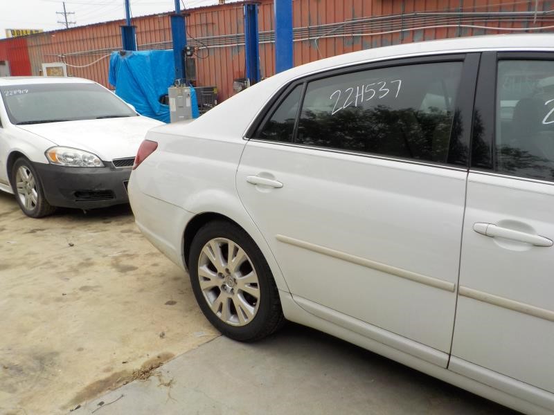 https://f005.backblazeb2.com/file/img-partshotlines-com/Inventory/EX192/Vehicle/5684_08.jpg