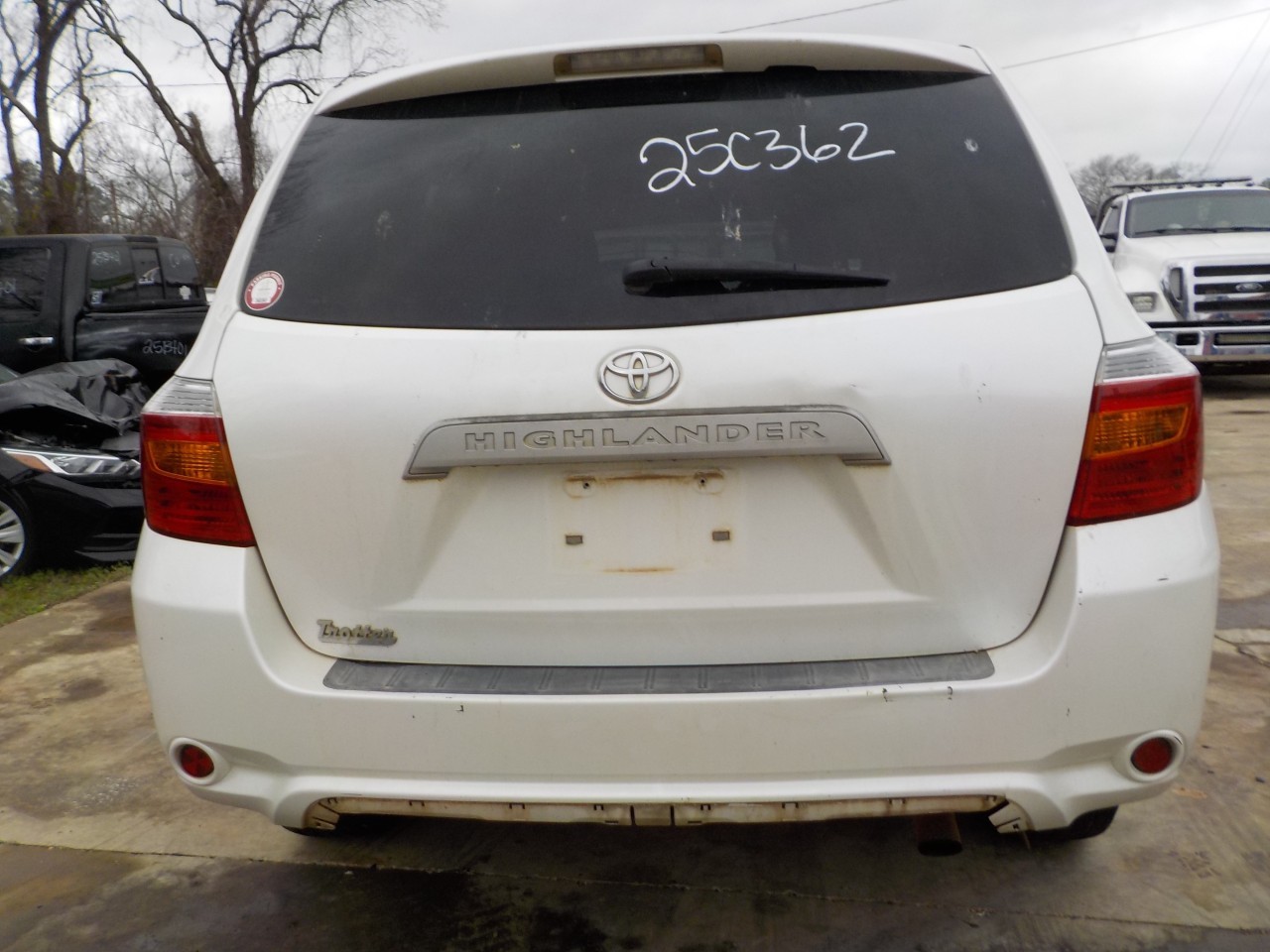 https://f005.backblazeb2.com/file/img-partshotlines-com/Inventory/EX192/Vehicle/6069_07.jpg
