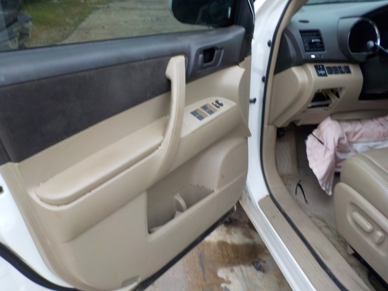 https://f005.backblazeb2.com/file/img-partshotlines-com/Inventory/EX192/Vehicle/6069_10.jpg