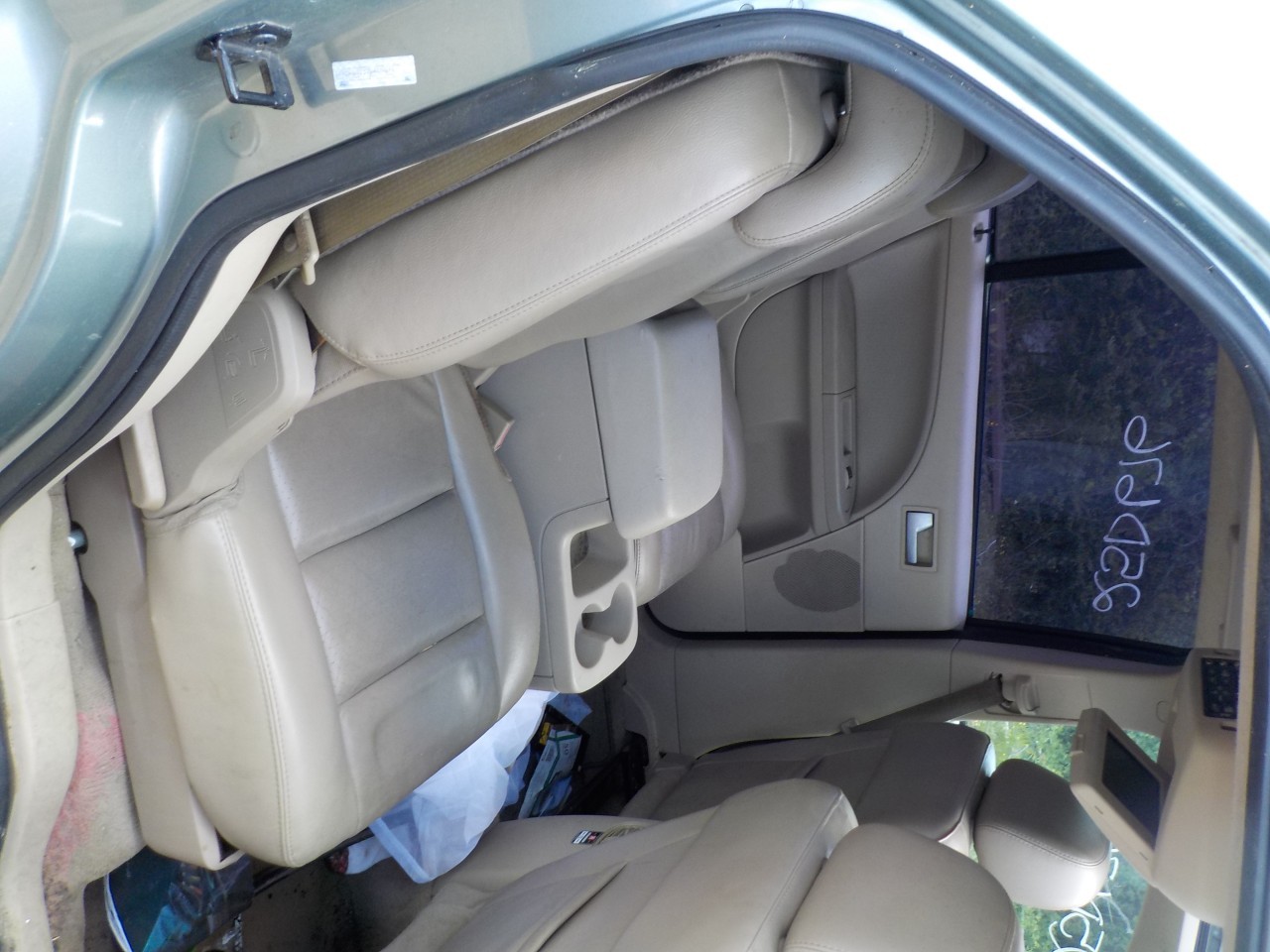 https://f005.backblazeb2.com/file/img-partshotlines-com/Inventory/EX192/Vehicle/6078_09.jpg
