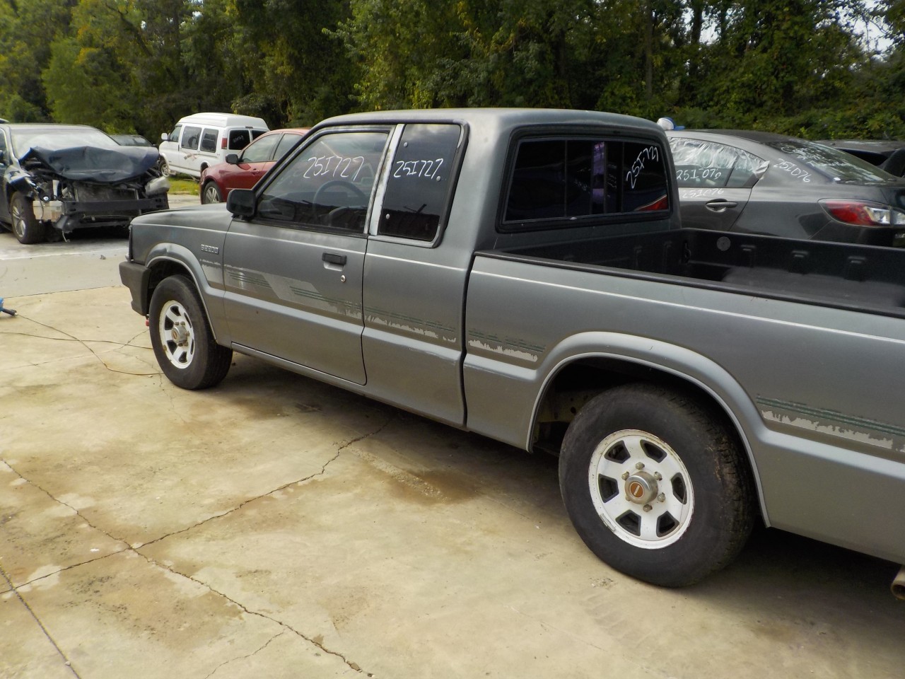 https://f005.backblazeb2.com/file/img-partshotlines-com/Inventory/EX192/Vehicle/6224_08.jpg