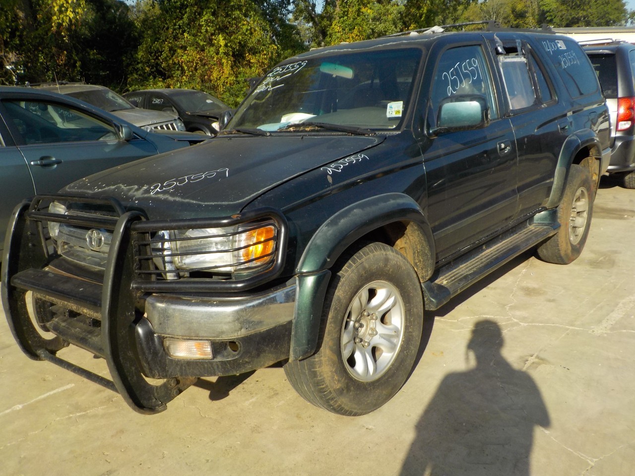 https://f005.backblazeb2.com/file/img-partshotlines-com/Inventory/EX192/Vehicle/6269_01.jpg