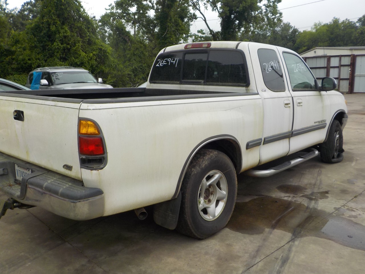 https://f005.backblazeb2.com/file/img-partshotlines-com/Inventory/EX192/Vehicle/6650_12.jpg