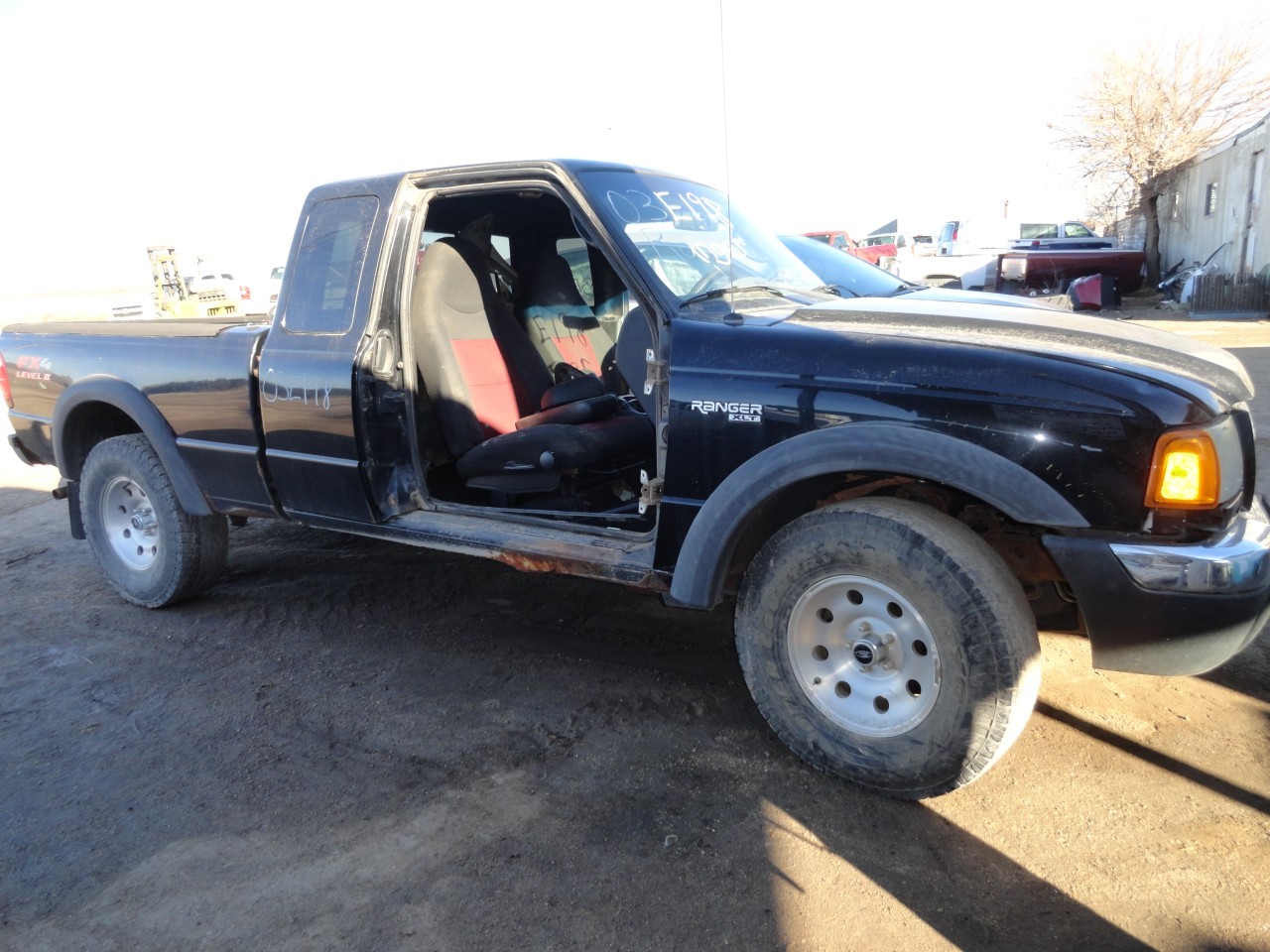 https://f005.backblazeb2.com/file/img-partshotlines-com/Inventory/EX232/Vehicle/10982_07.jpg