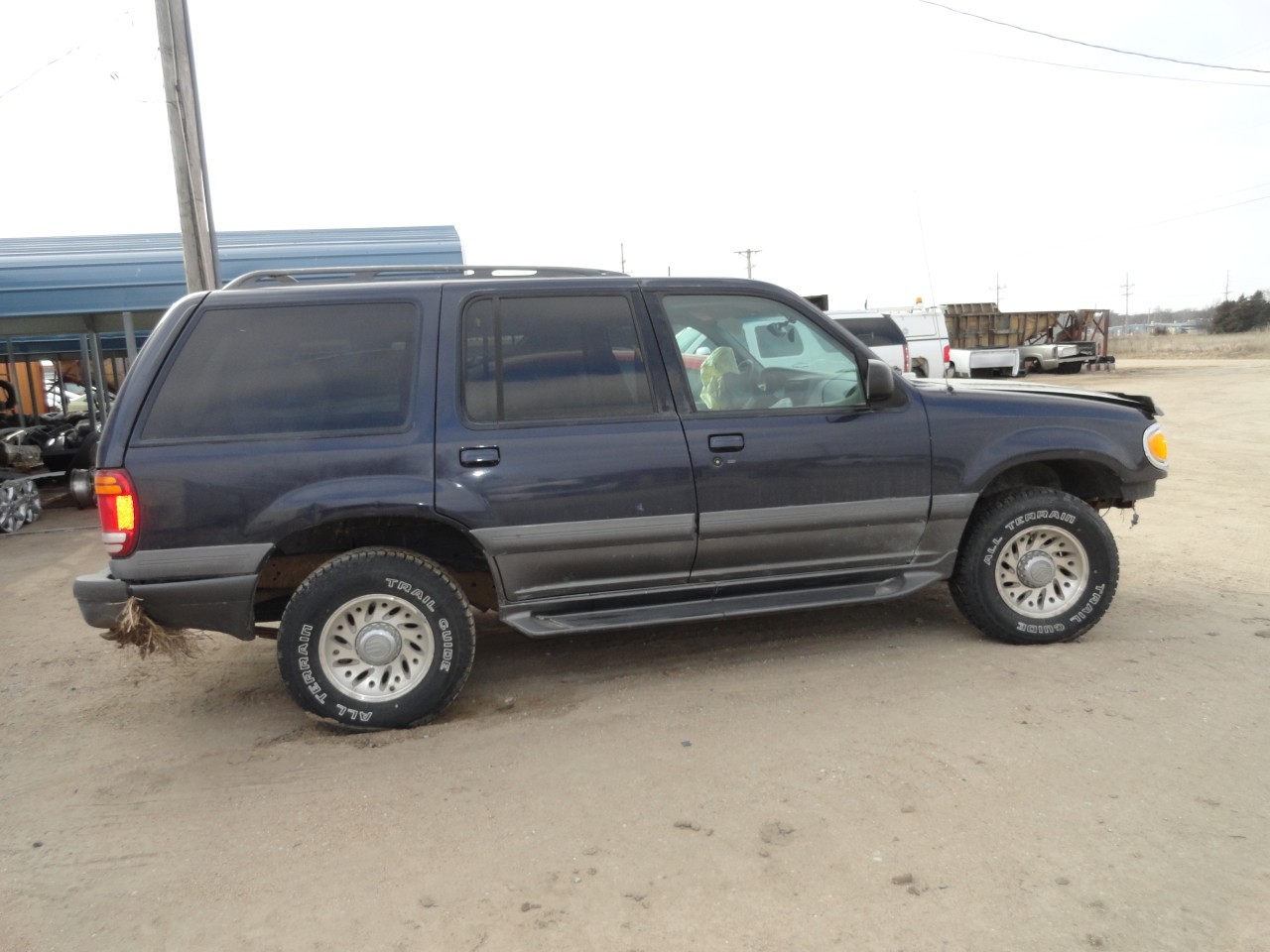 https://f005.backblazeb2.com/file/img-partshotlines-com/Inventory/EX232/Vehicle/11025_03.jpg