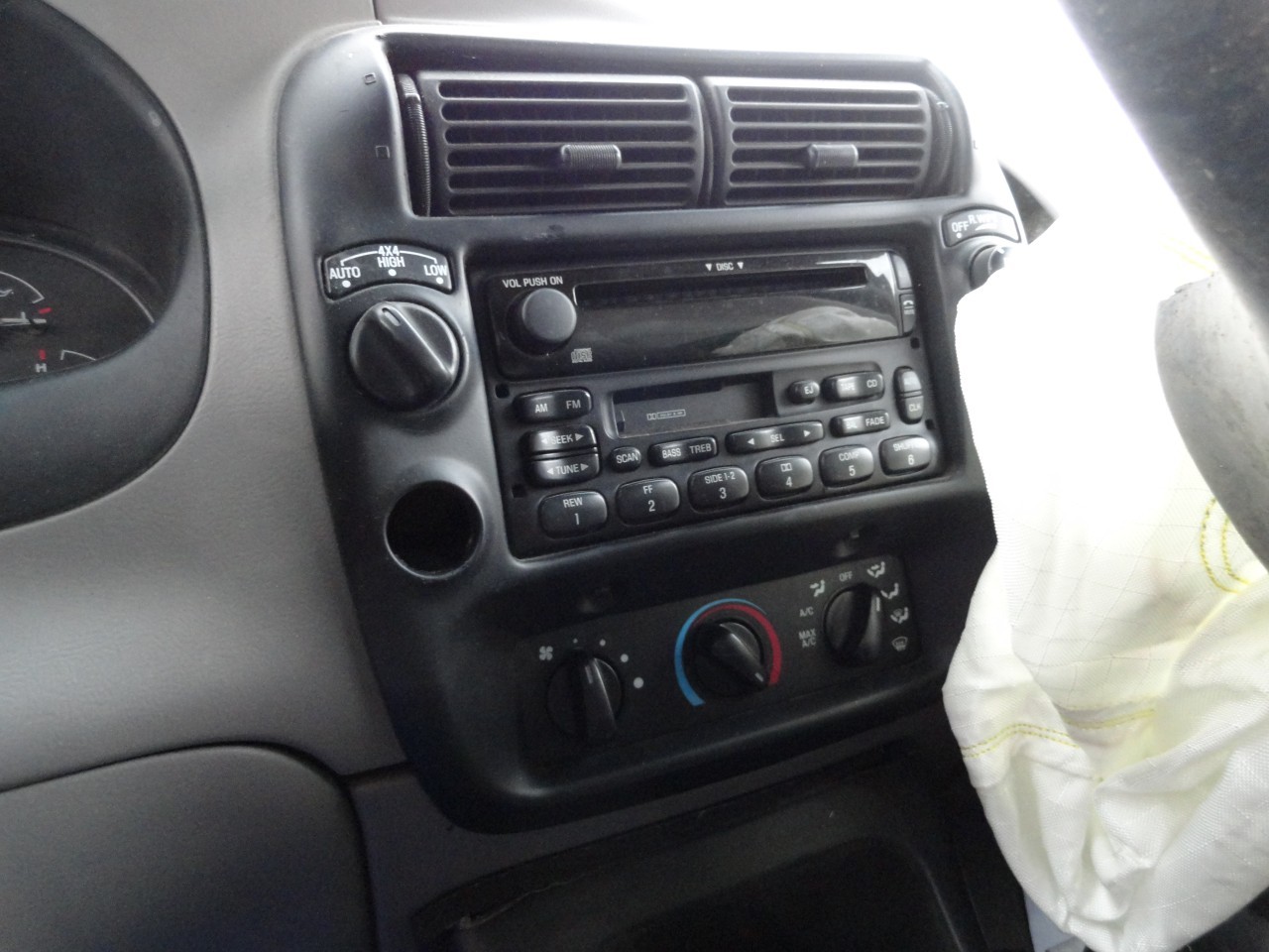 https://f005.backblazeb2.com/file/img-partshotlines-com/Inventory/EX232/Vehicle/11025_10.jpg