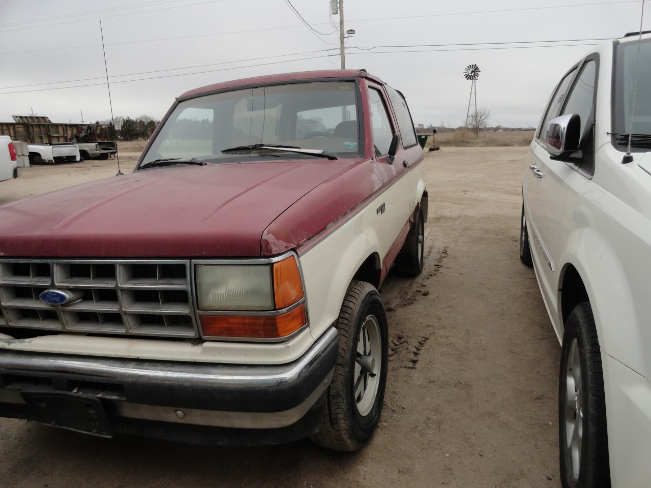 https://f005.backblazeb2.com/file/img-partshotlines-com/Inventory/EX232/Vehicle/11085_02.jpg