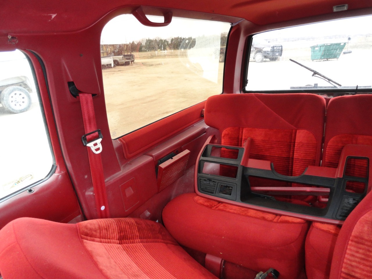 https://f005.backblazeb2.com/file/img-partshotlines-com/Inventory/EX232/Vehicle/11085_08.jpg
