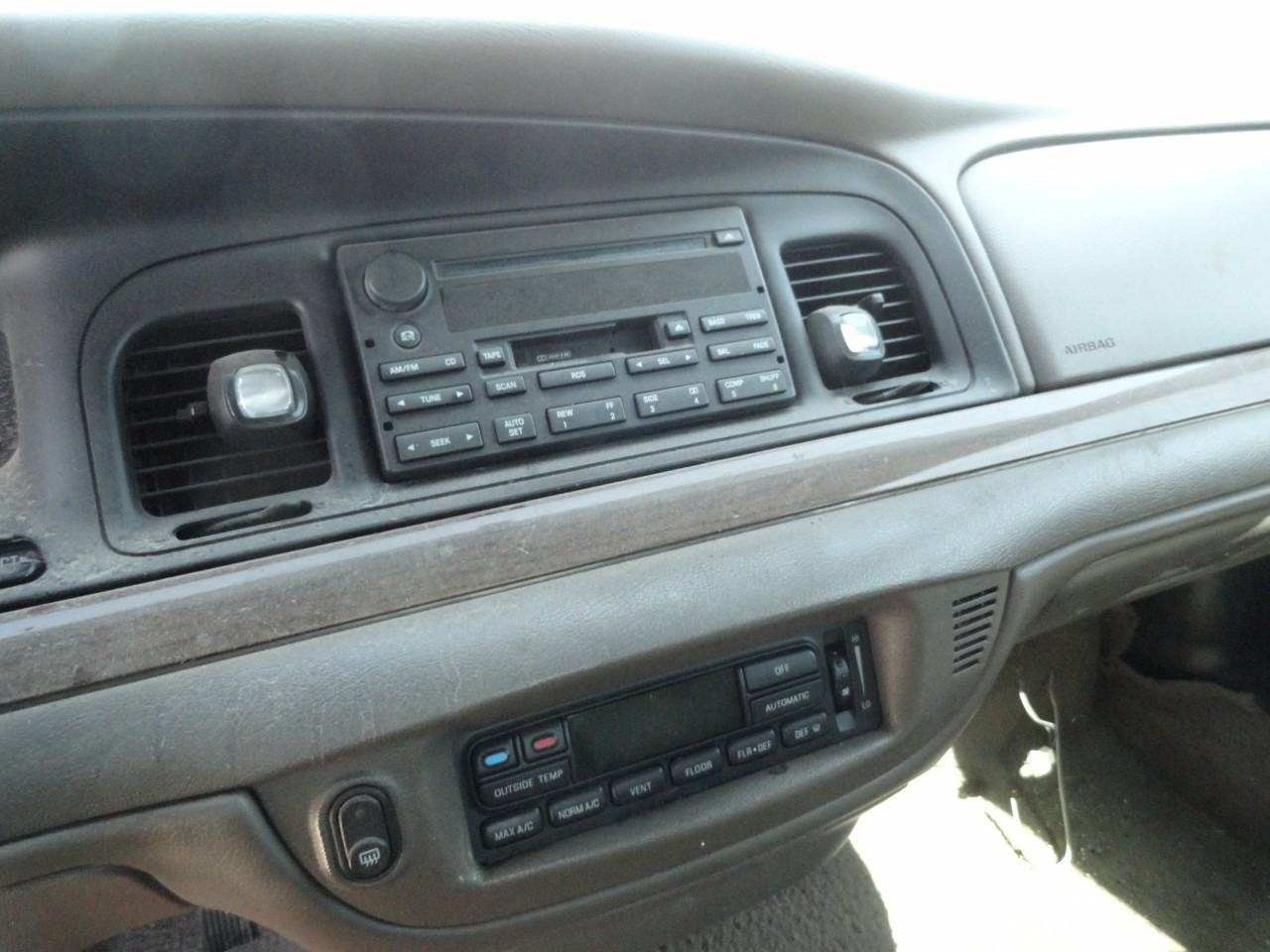 https://f005.backblazeb2.com/file/img-partshotlines-com/Inventory/EX232/Vehicle/11140_09.jpg