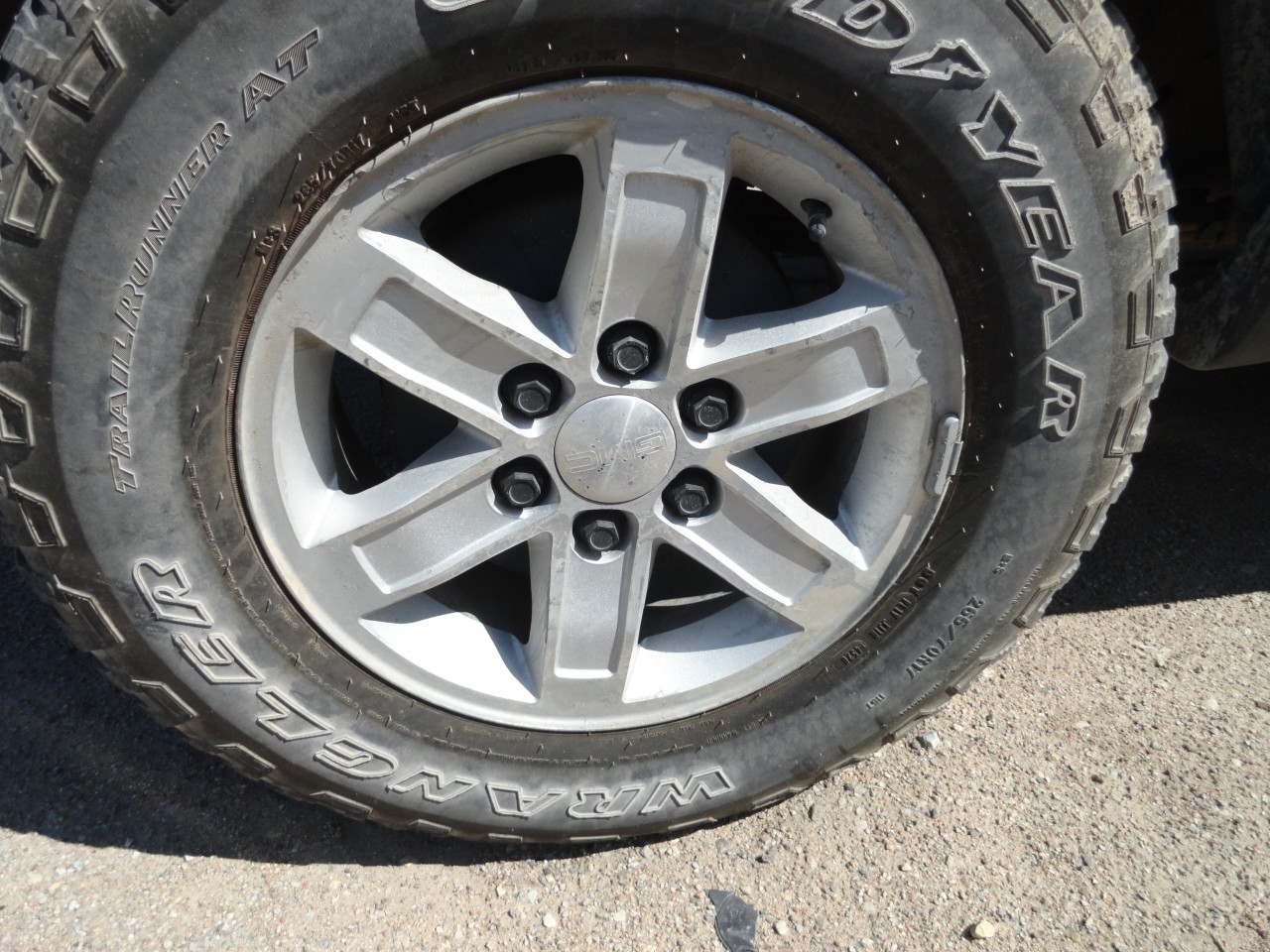 https://f005.backblazeb2.com/file/img-partshotlines-com/Inventory/EX232/Vehicle/11195_12.jpg