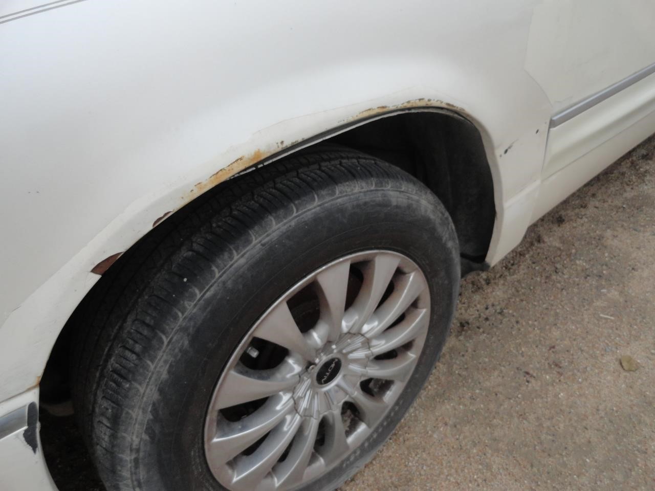 https://f005.backblazeb2.com/file/img-partshotlines-com/Inventory/EX232/Vehicle/11639_06.jpg