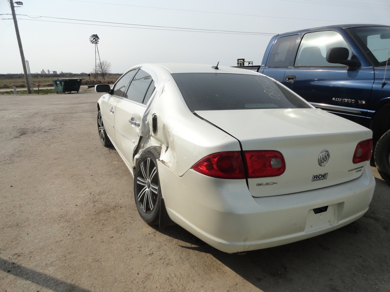 https://f005.backblazeb2.com/file/img-partshotlines-com/Inventory/EX232/Vehicle/11764_08.jpg