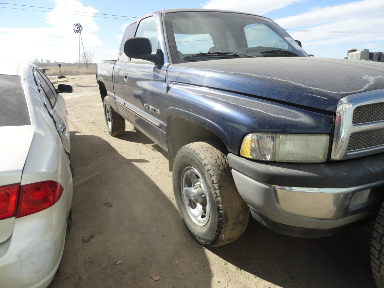 https://f005.backblazeb2.com/file/img-partshotlines-com/Inventory/EX232/Vehicle/11859_07.jpg
