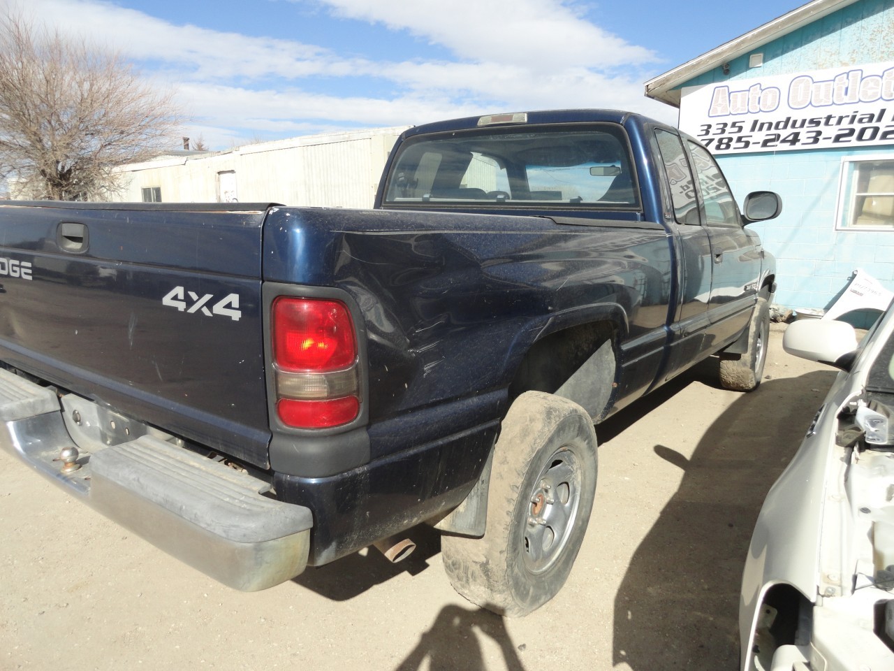 https://f005.backblazeb2.com/file/img-partshotlines-com/Inventory/EX232/Vehicle/11859_09.jpg