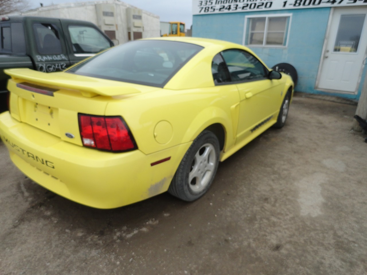 https://f005.backblazeb2.com/file/img-partshotlines-com/Inventory/EX232/Vehicle/11950_09.jpg