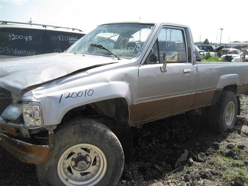 https://f005.backblazeb2.com/file/img-partshotlines-com/Inventory/EX232/Vehicle/1511_01.jpg