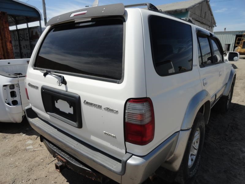 https://f005.backblazeb2.com/file/img-partshotlines-com/Inventory/EX232/Vehicle/6915_11.jpg